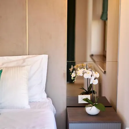 Eee Boutique Apartment Constanta